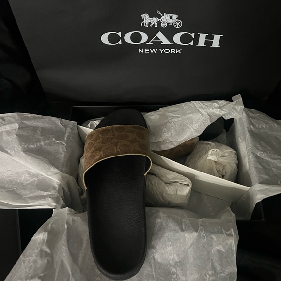 COACH SLIDES - Picture 2 of 6